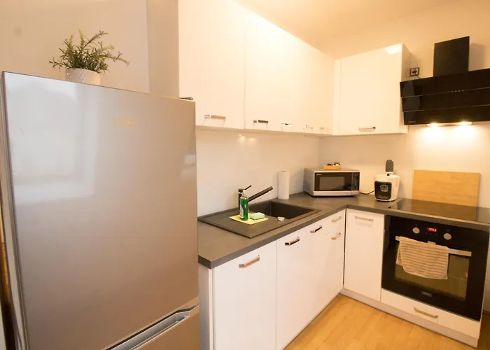 Apartment Chic & L Lf40